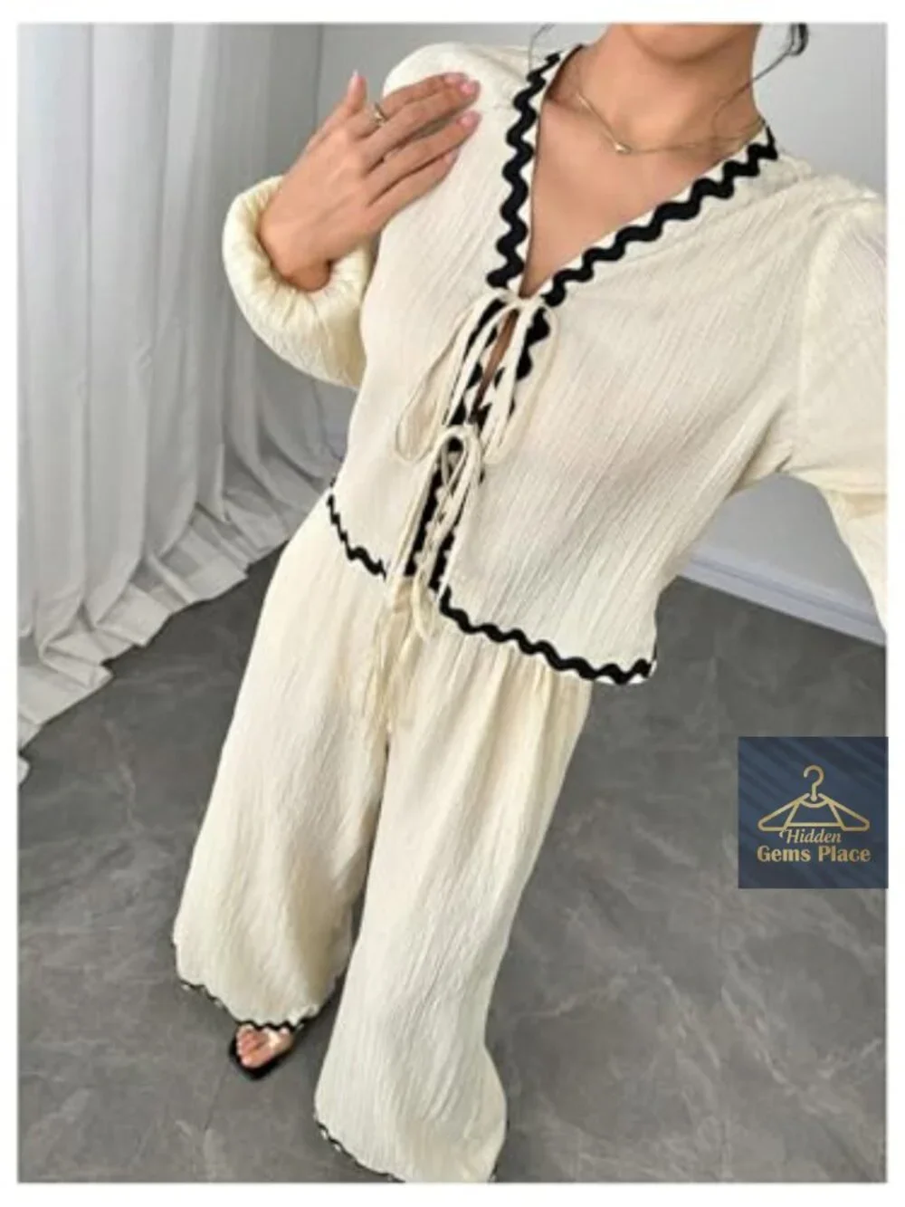 Long Sleeve Tie Front Top & Wide Leg Palazzo Pants Lounge Set - Picture 4 of 5